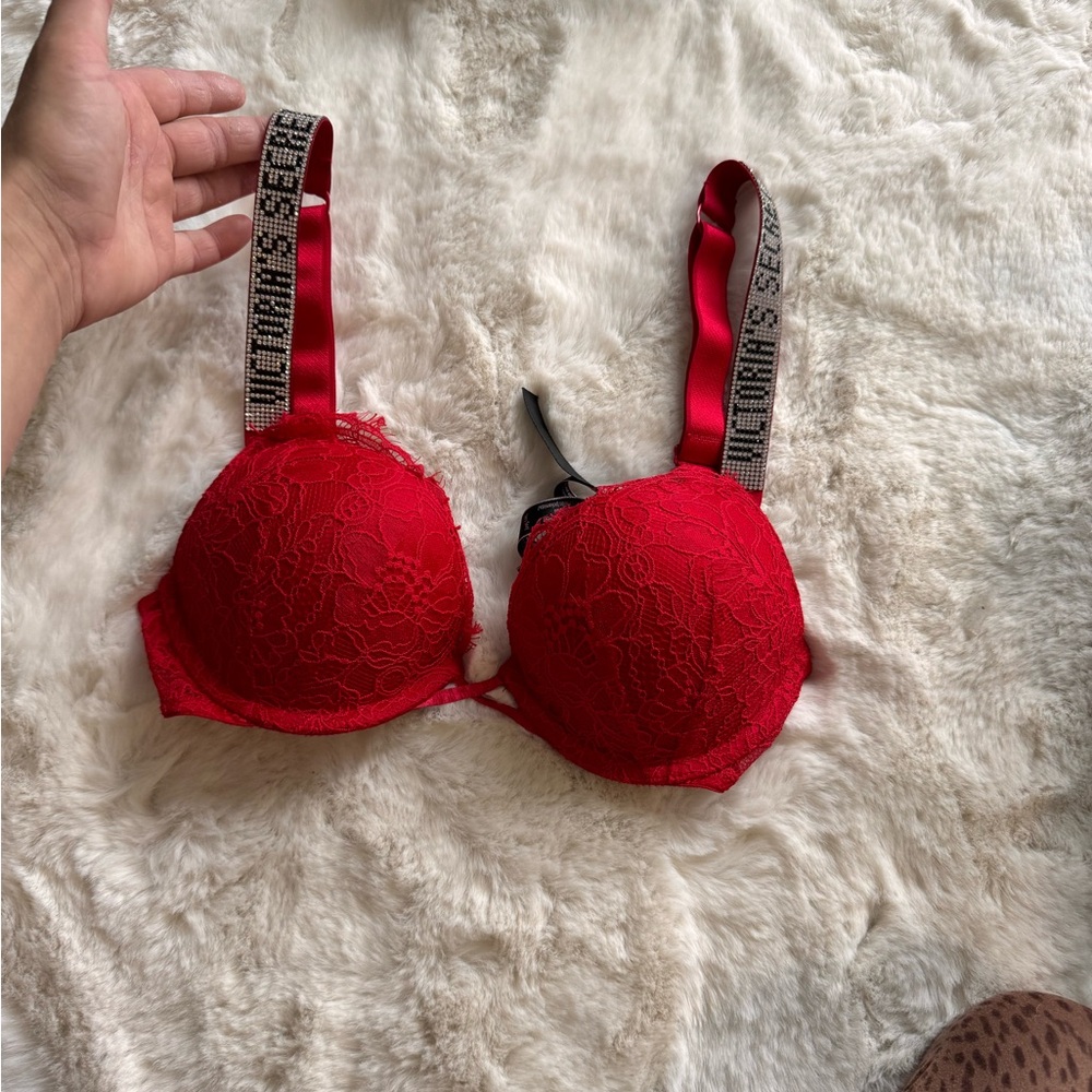 Victoria secret bomb shell sexy double push up bedazzled  bra! Size 32 A